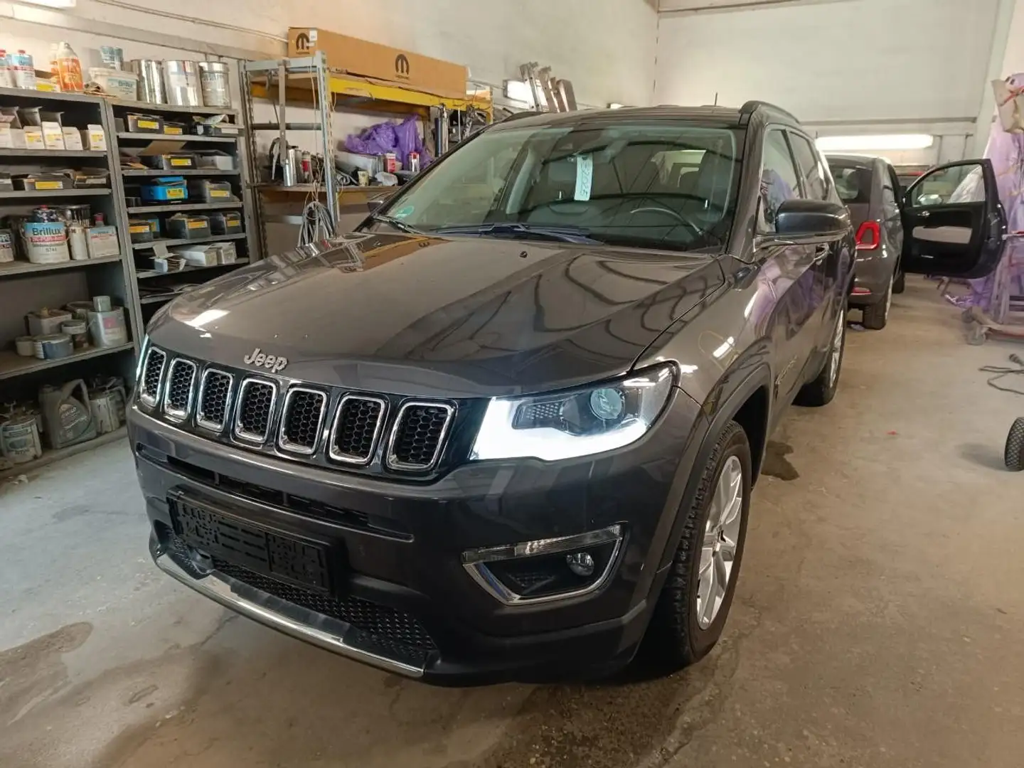 Jeep Compass Limited 1,3 TGDi NAV+KAM+XEN+ACC+CARPLAY Grau - 2