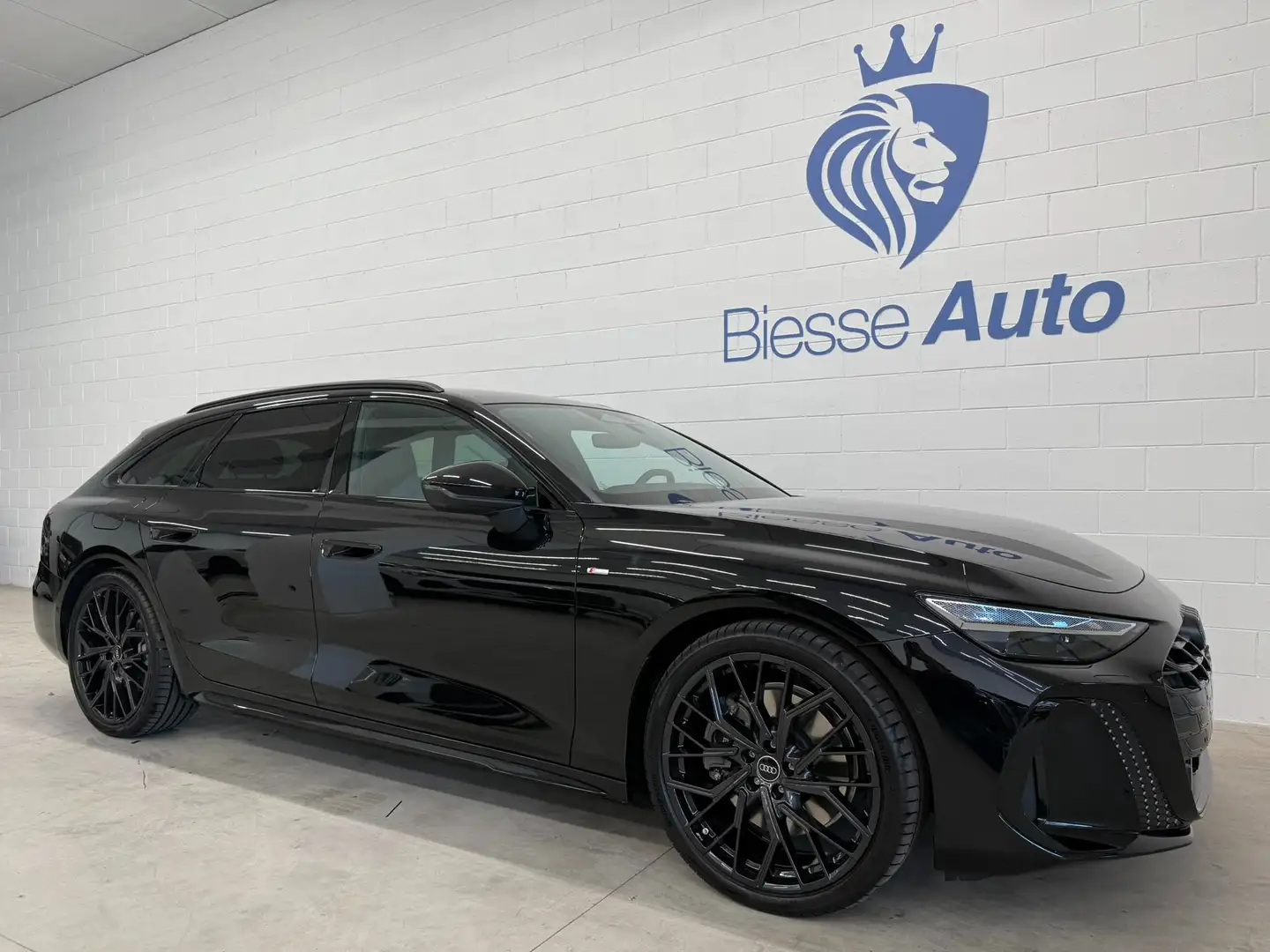 Audi A6 A6 Avant 40 S-Line Edition Quattro S-Tronic 2025 Schwarz - 1