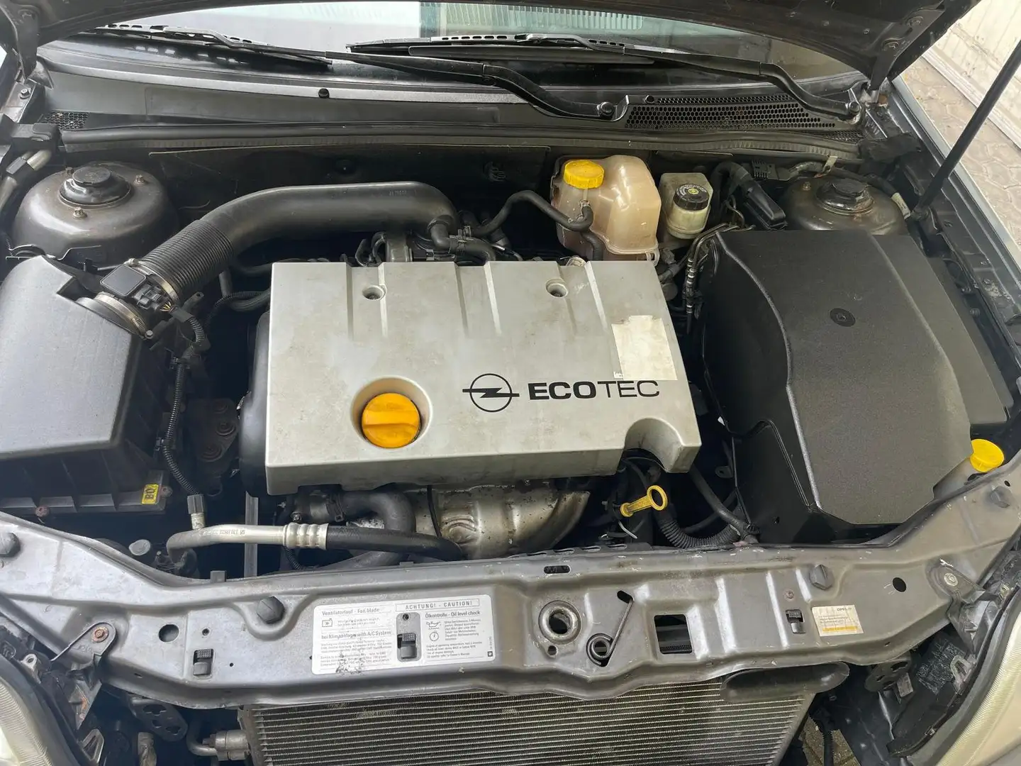 Opel Vectra Vectra 1.8 Grey - 2