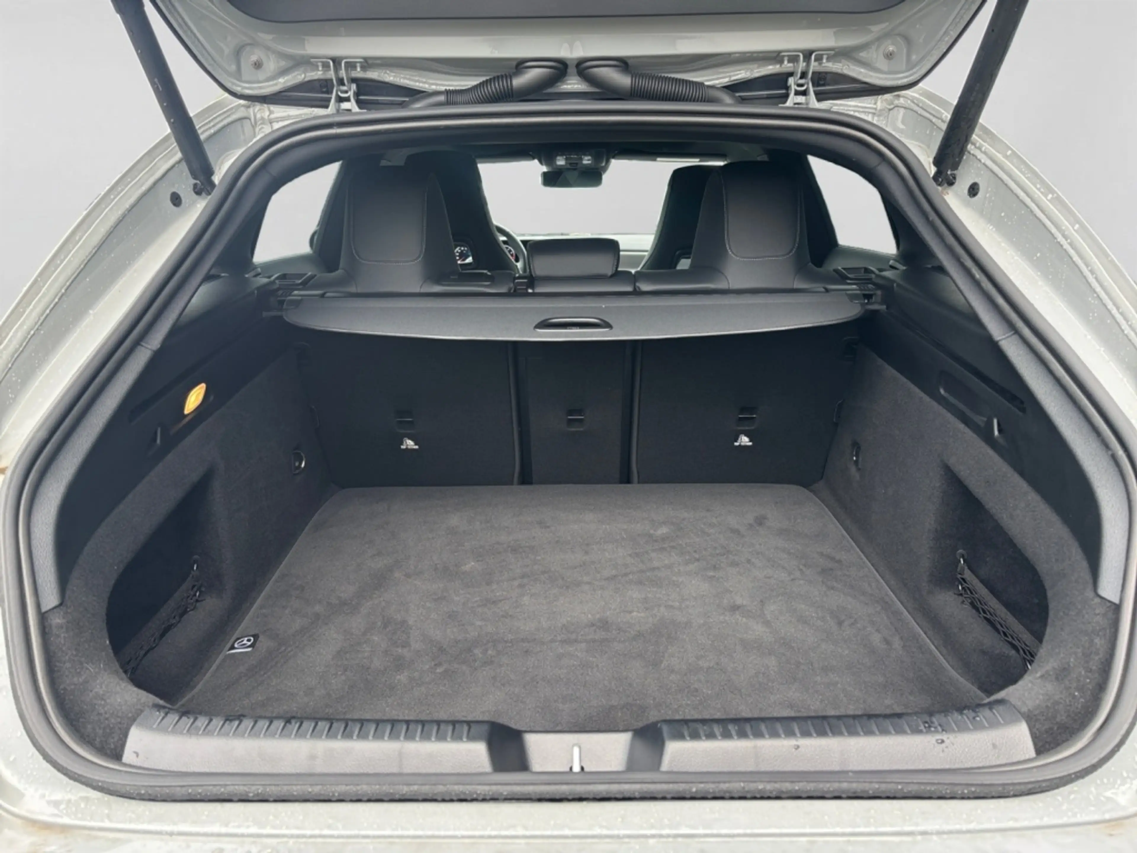 Mercedes-Benz CLA 200 SB AMG|MBEAM|NIGHT|AMBIENTE|DISTR|PANO — photo 13