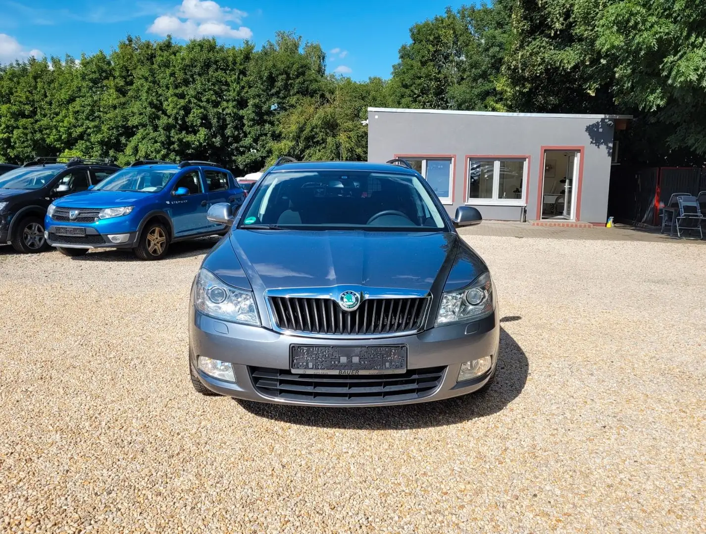 Skoda Octavia Combi Family Euro 5*SZH*Klima*Temp*LMF* Grau - 2