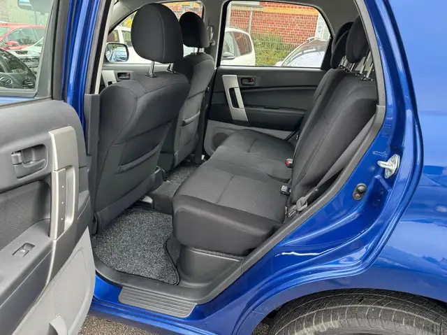 Daihatsu Terios view 16