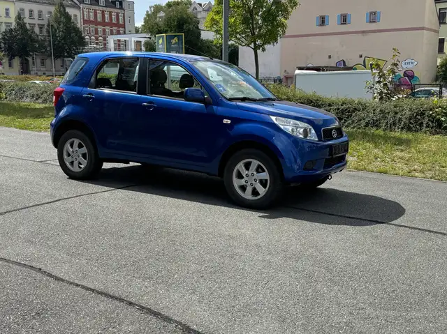 Daihatsu Terios view 4