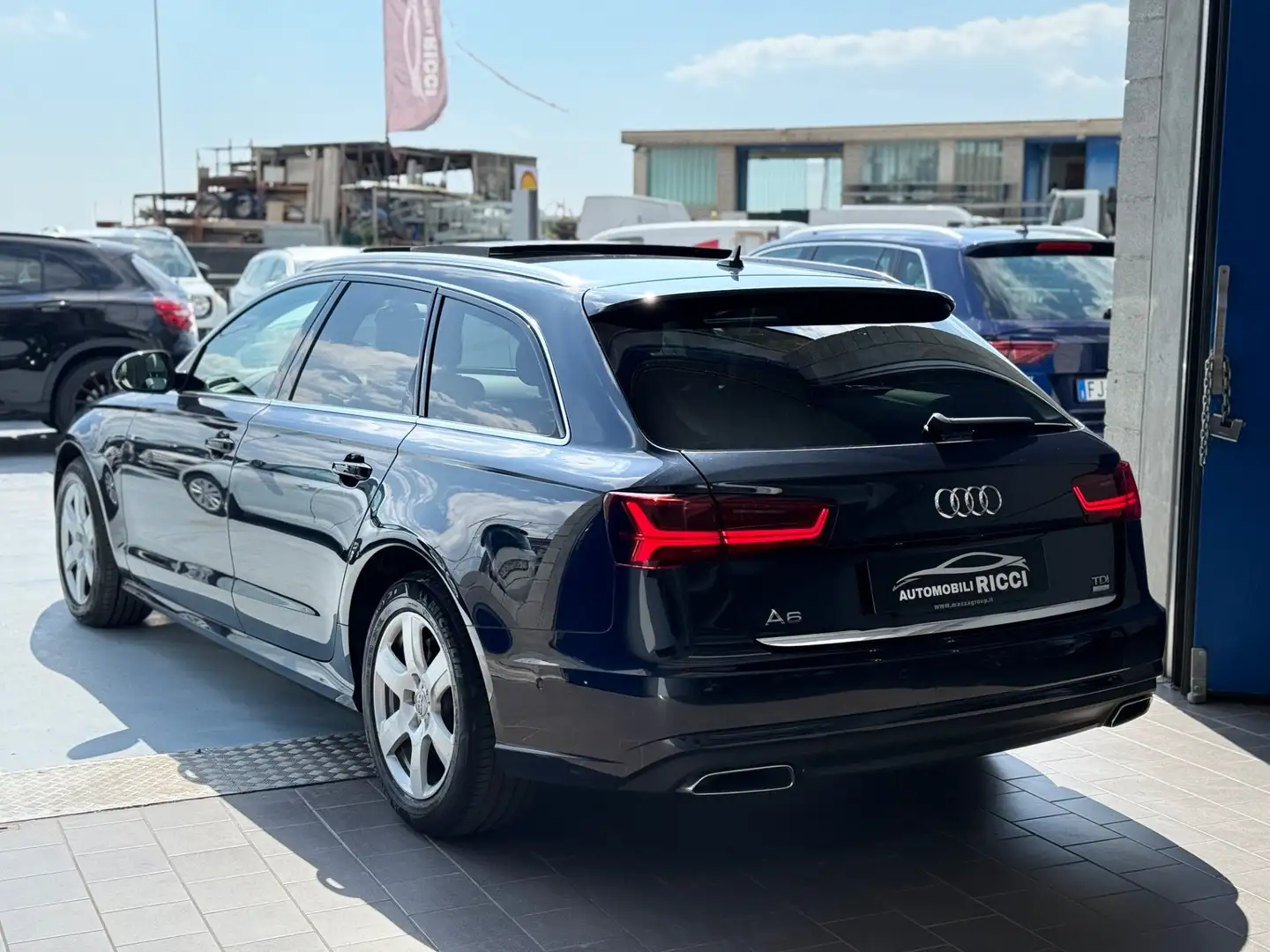 Audi A6 Avant 2.0 TDI 190 CV ultra Blauw - 2