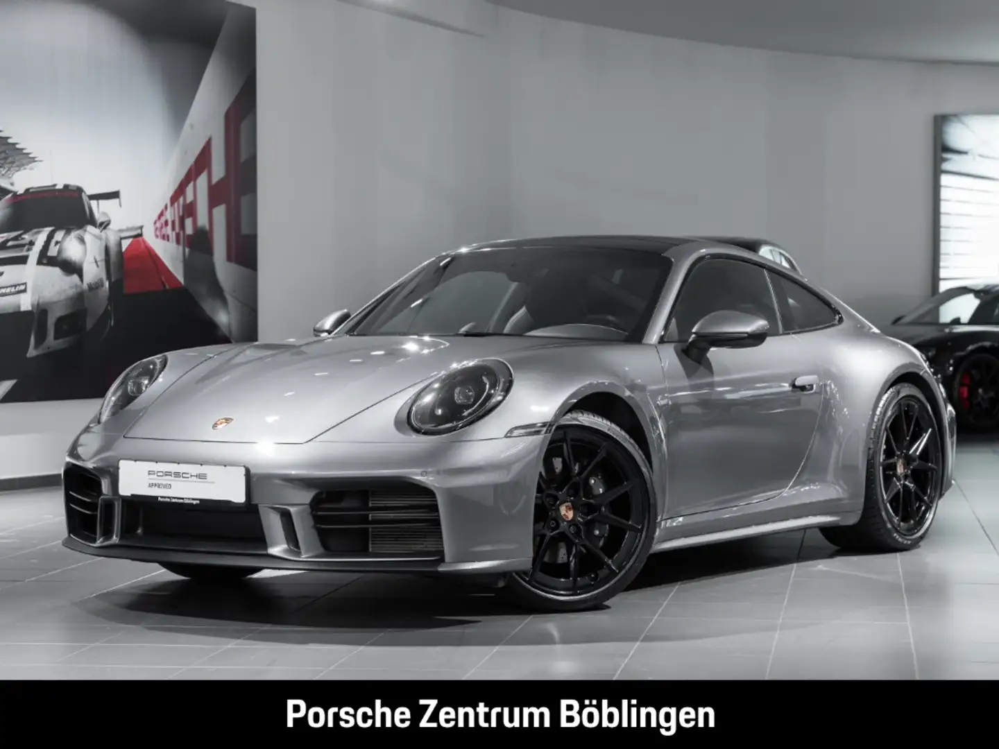 Porsche 992 911 Carrera Sportabgasanlage Rückfahrkamera Grau - 1