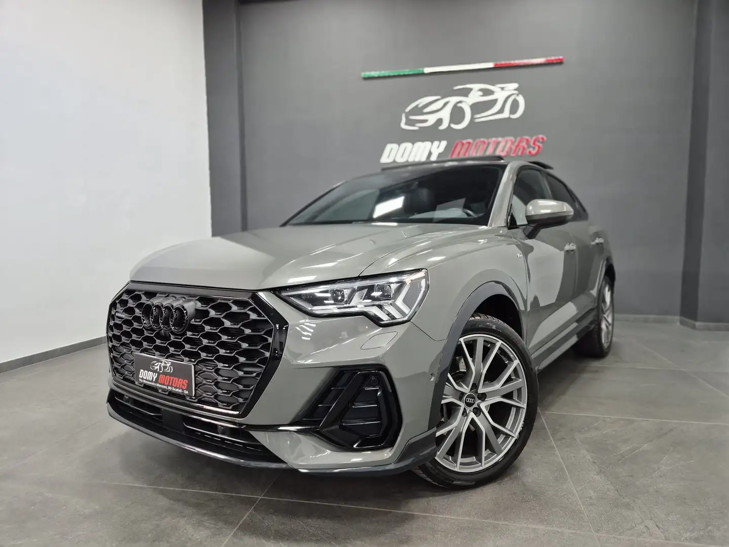 Audi Q3 Q3 Sportback 40 2.0 tdi quattro 200cv s-tronic Grijs - 2