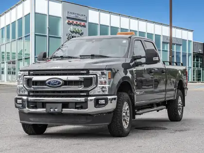 Gray 2022 Ford F-350 Super Duty Pickup Truck Four-Wheel Drive Automatic