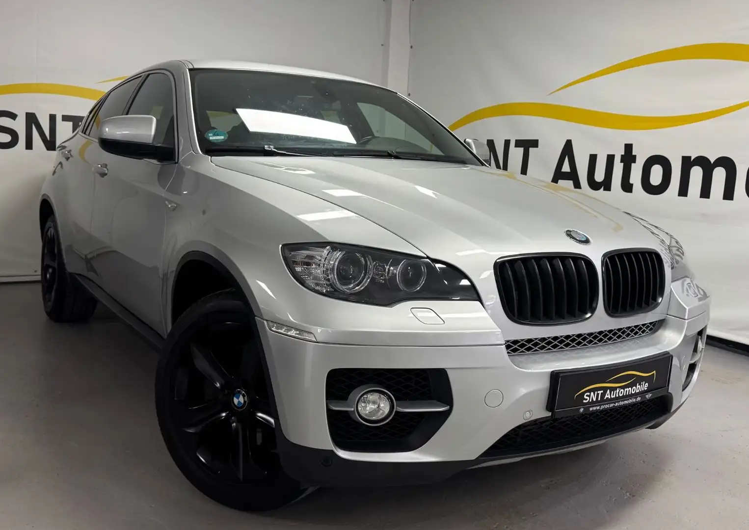 BMW X6 Baureihe X6 xDrive40d.  (12) Argent - 1