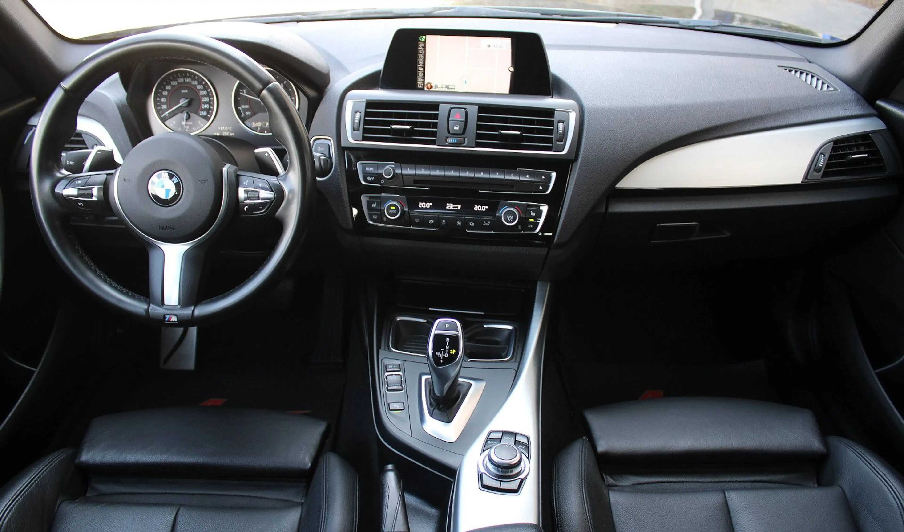 BMW 120 d M-Sport/Navi/LCI/Vollleder/SportAut/LED/18' — photo 11