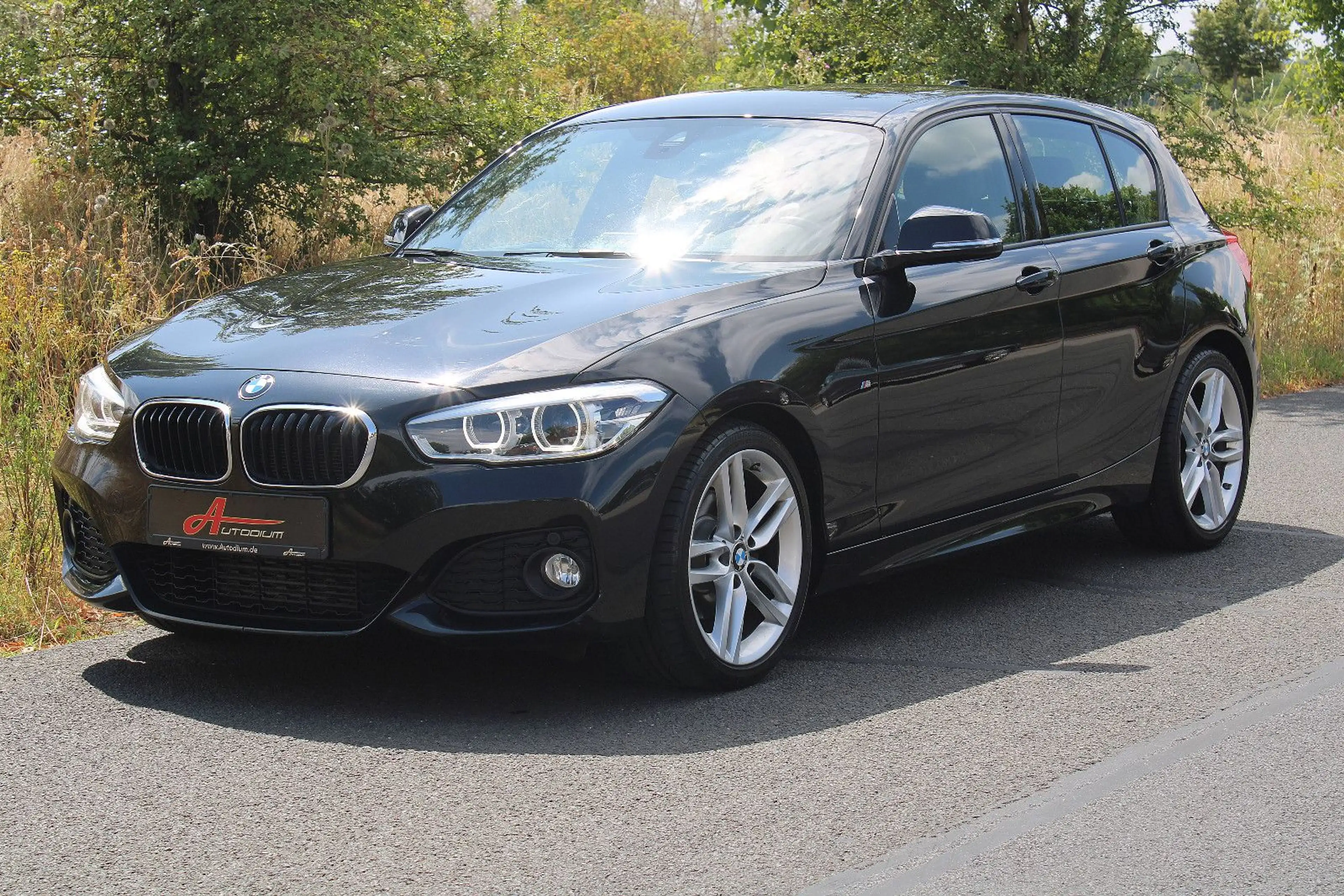 BMW 120 d M-Sport/Navi/LCI/Vollleder/SportAut/LED/18' — photo 7