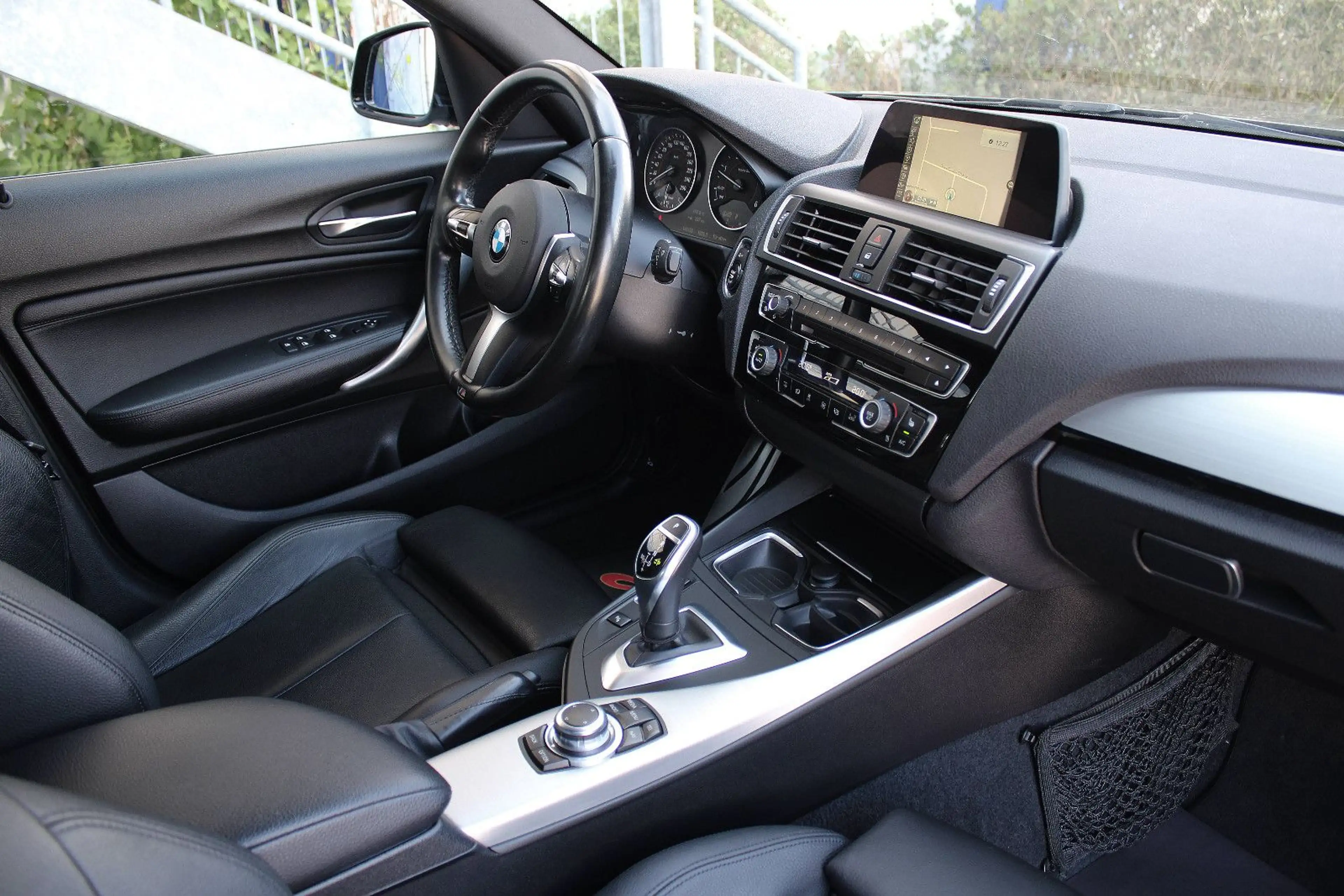 BMW 120 d M-Sport/Navi/LCI/Vollleder/SportAut/LED/18' — photo 13