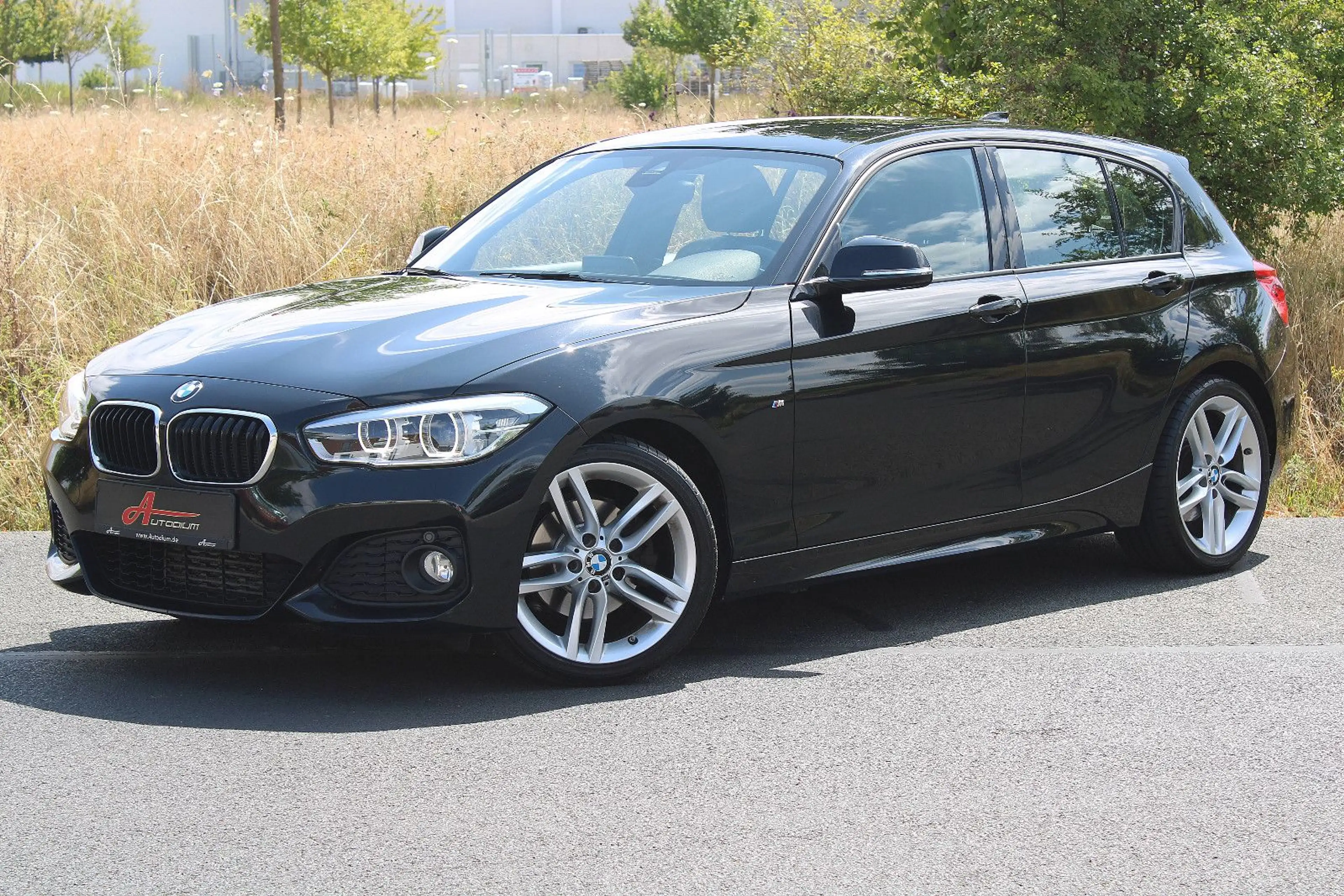 BMW 120 d M-Sport/Navi/LCI/Vollleder/SportAut/LED/18'
