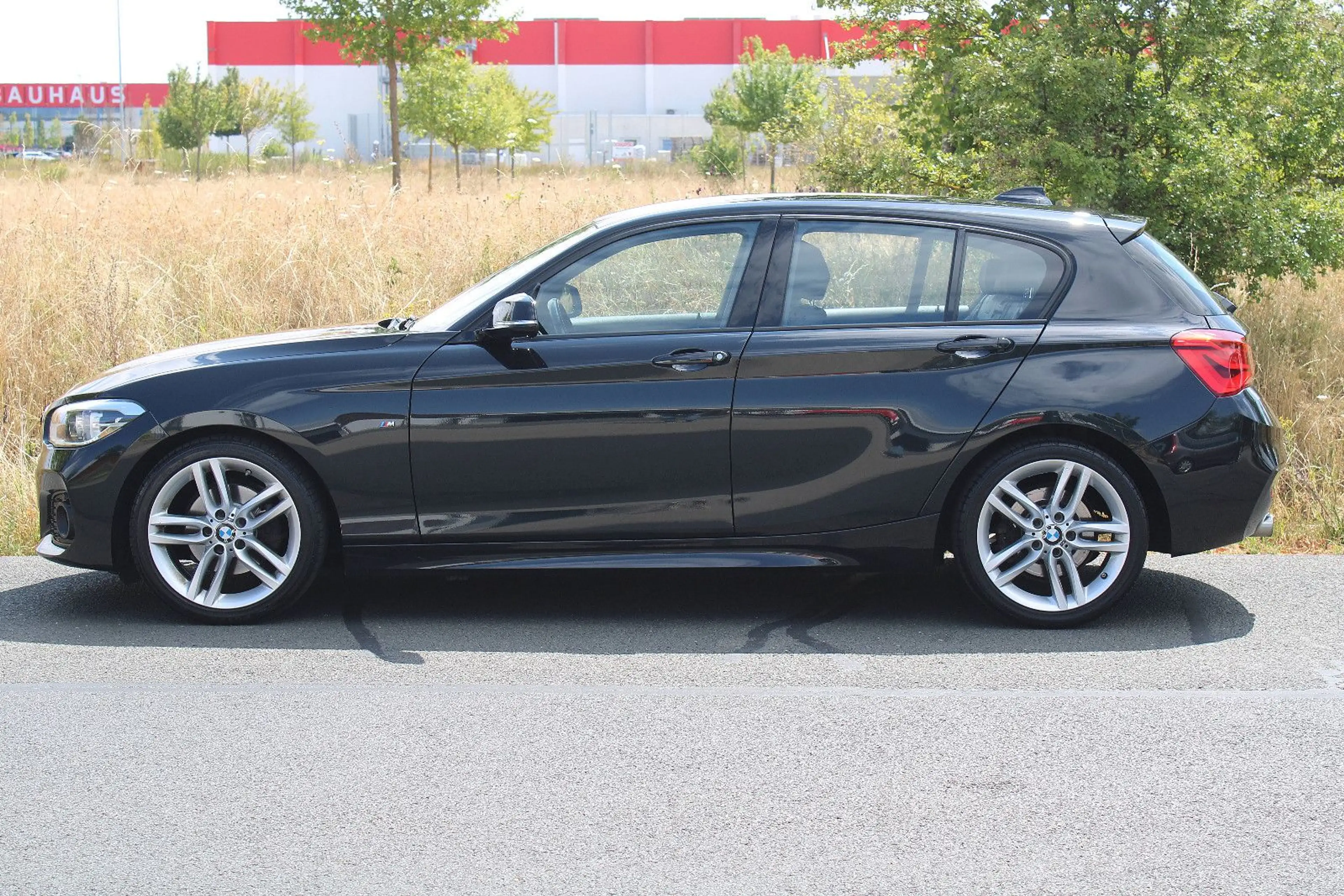 BMW 120 d M-Sport/Navi/LCI/Vollleder/SportAut/LED/18' — photo 5