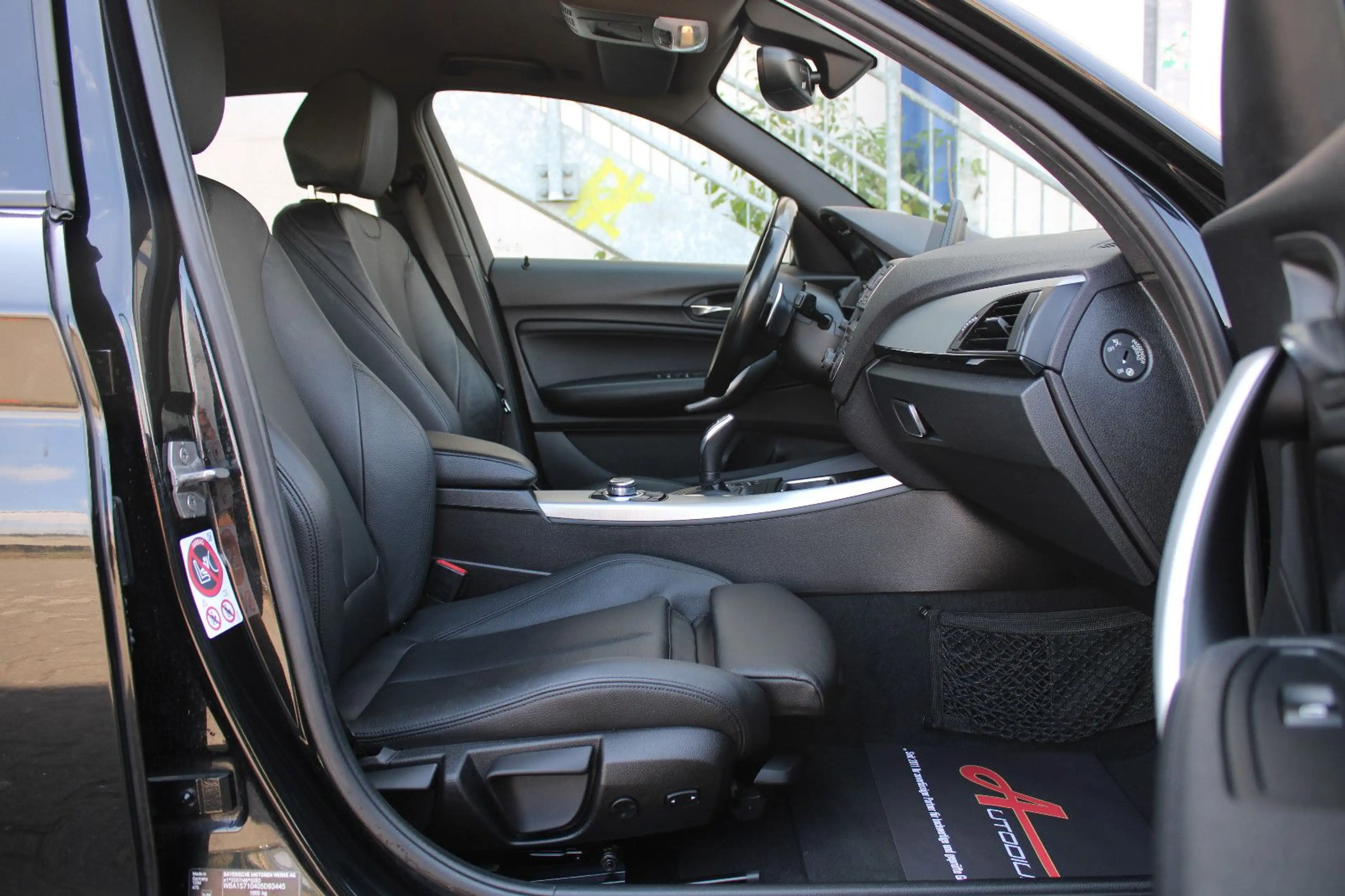 BMW 120 d M-Sport/Navi/LCI/Vollleder/SportAut/LED/18' — photo 15