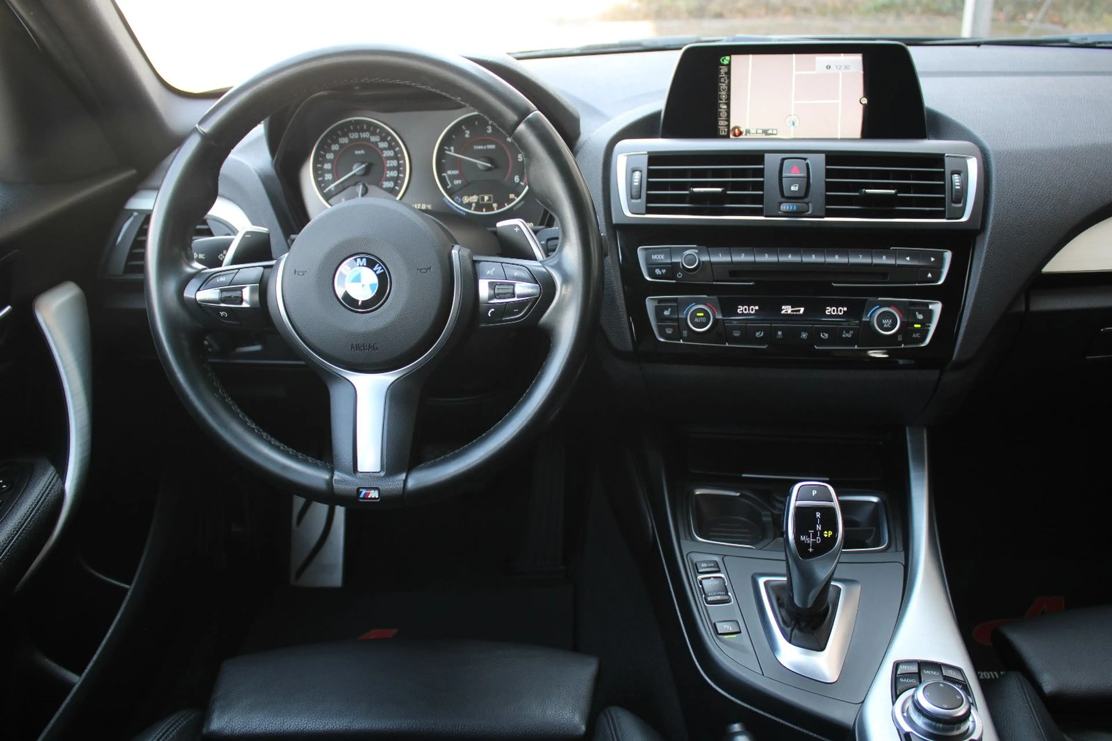 BMW 120 d M-Sport/Navi/LCI/Vollleder/SportAut/LED/18' — photo 12