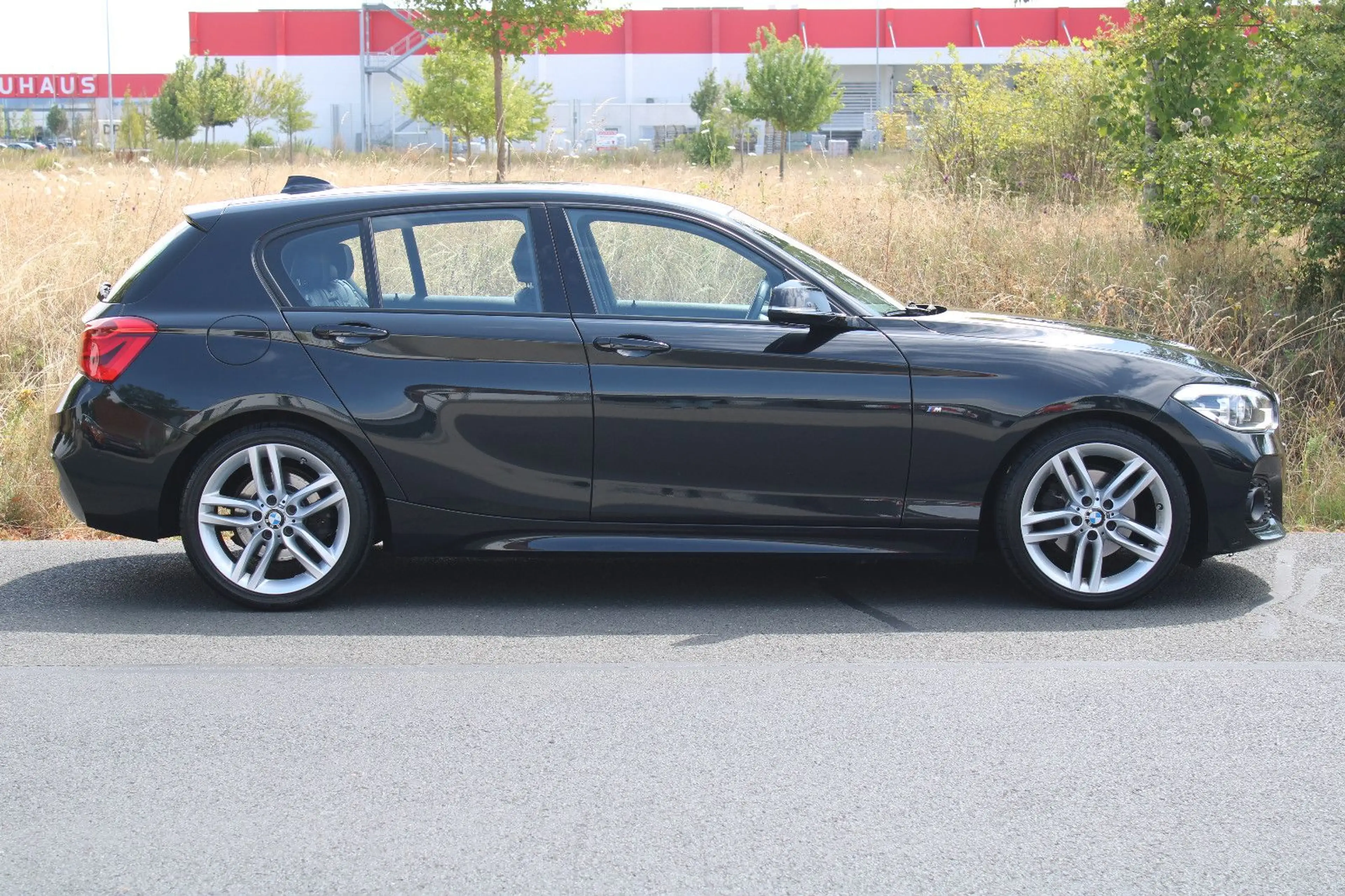 BMW 120 d M-Sport/Navi/LCI/Vollleder/SportAut/LED/18' — photo 6