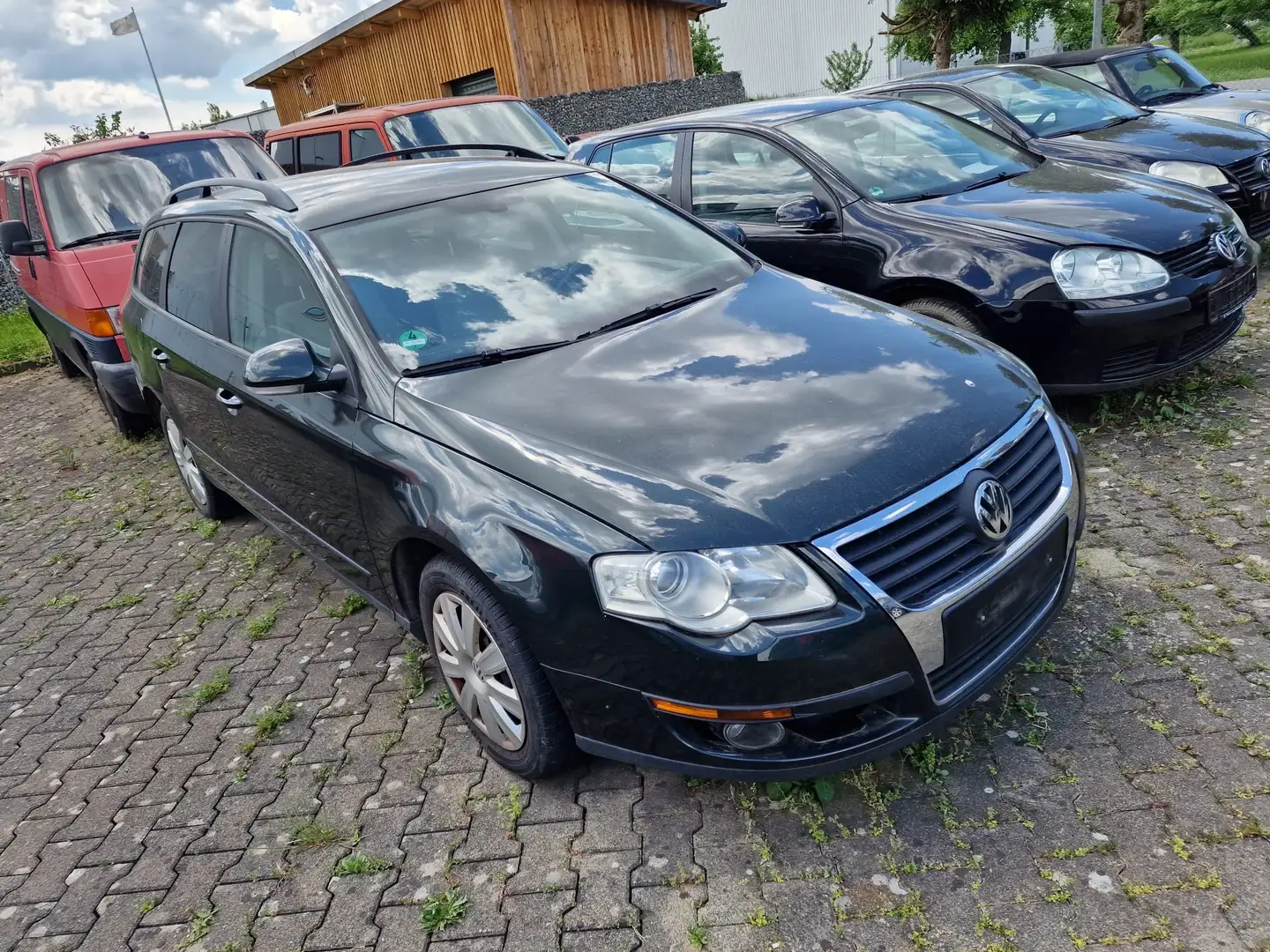 Volkswagen Passat Variant Trendline Schwarz - 2
