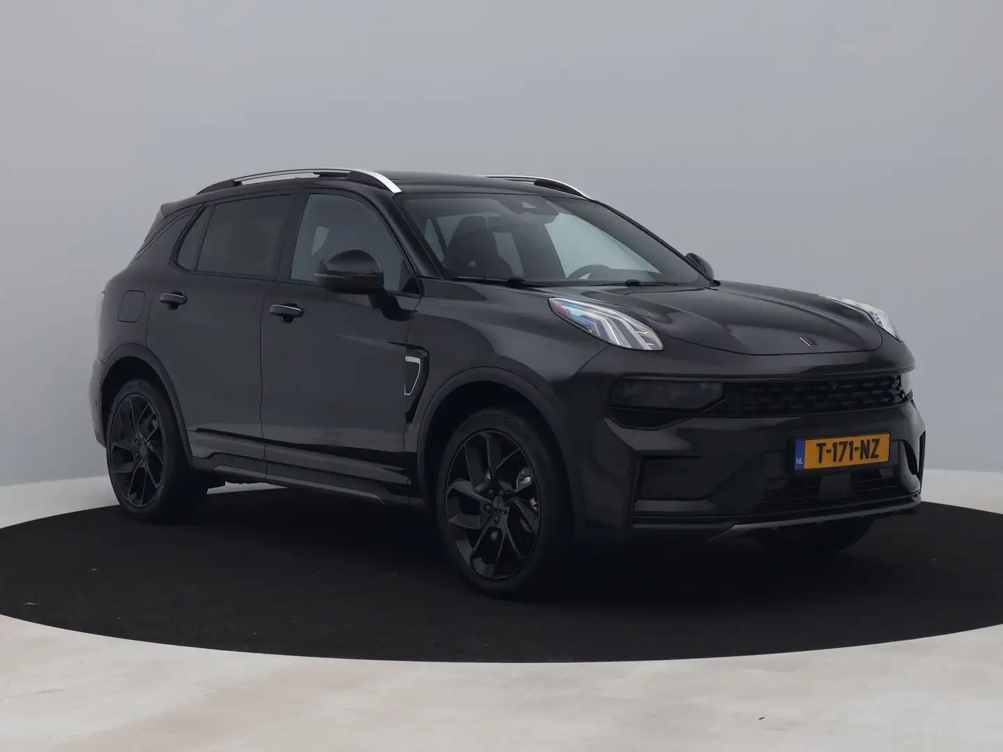 Lynk & Co 01 1.5 1.5 Plug-in Hybrid | 360° | BLACK | ZWARTE HEM Zwart - 2