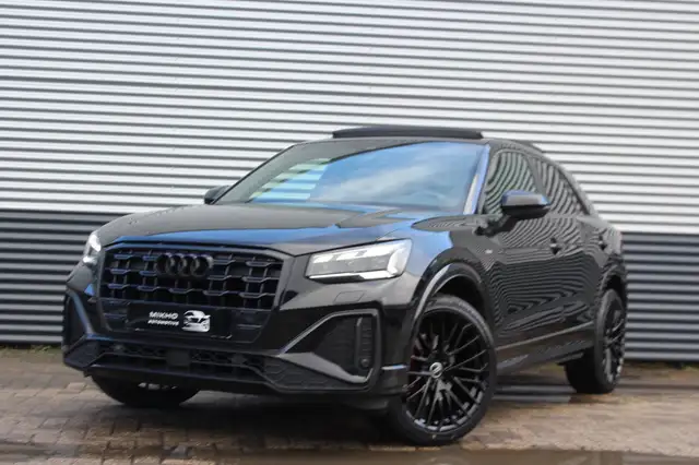 Audi Q2 35 TFSI S-Line | Panoramadak | Camera | Blackoptik