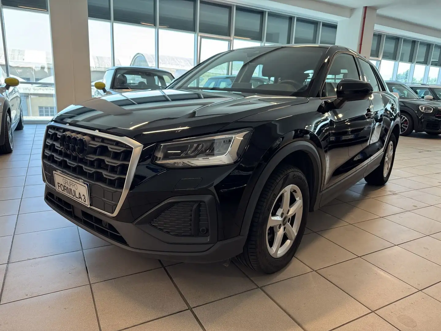 Audi Q2 35 TFSI Business Nero - 1