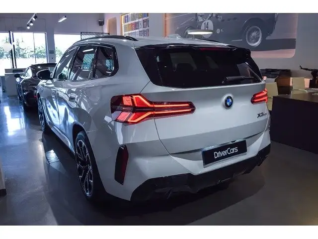 BMW X3 view 27
