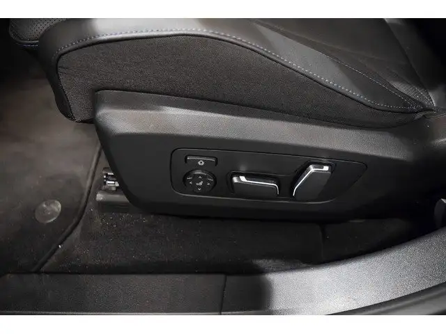 BMW X3 view 19