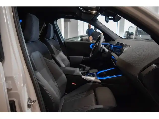 BMW X3 view 6