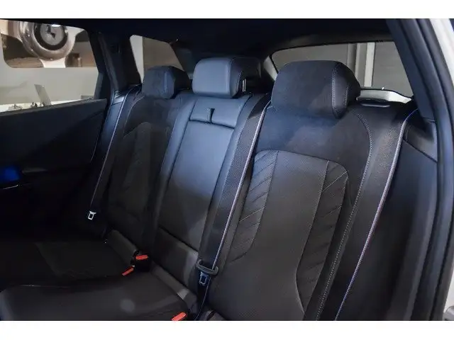 BMW X3 view 11