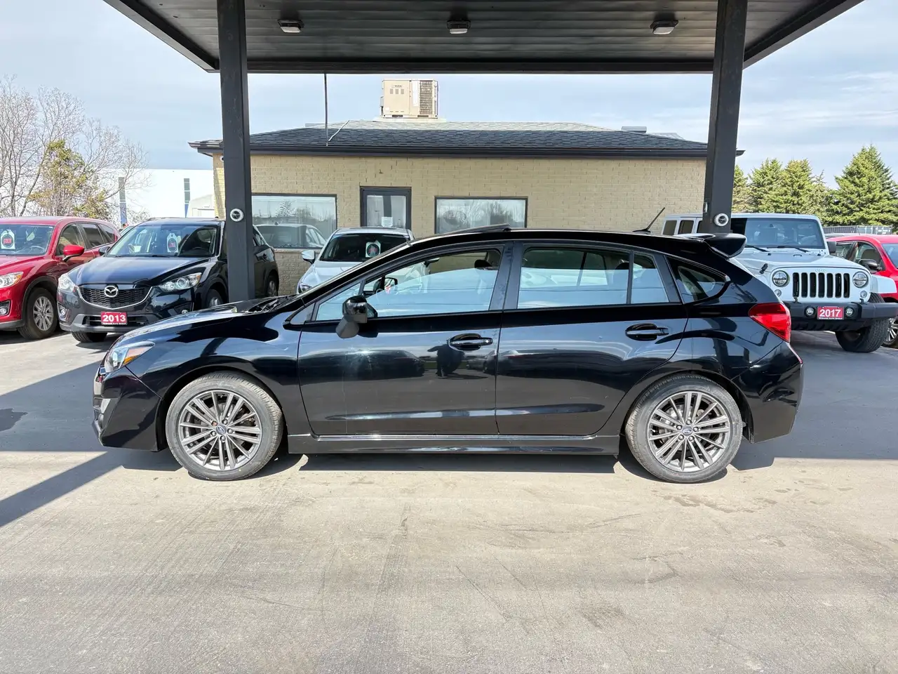 Subaru Impreza снимка Subaru Impreza