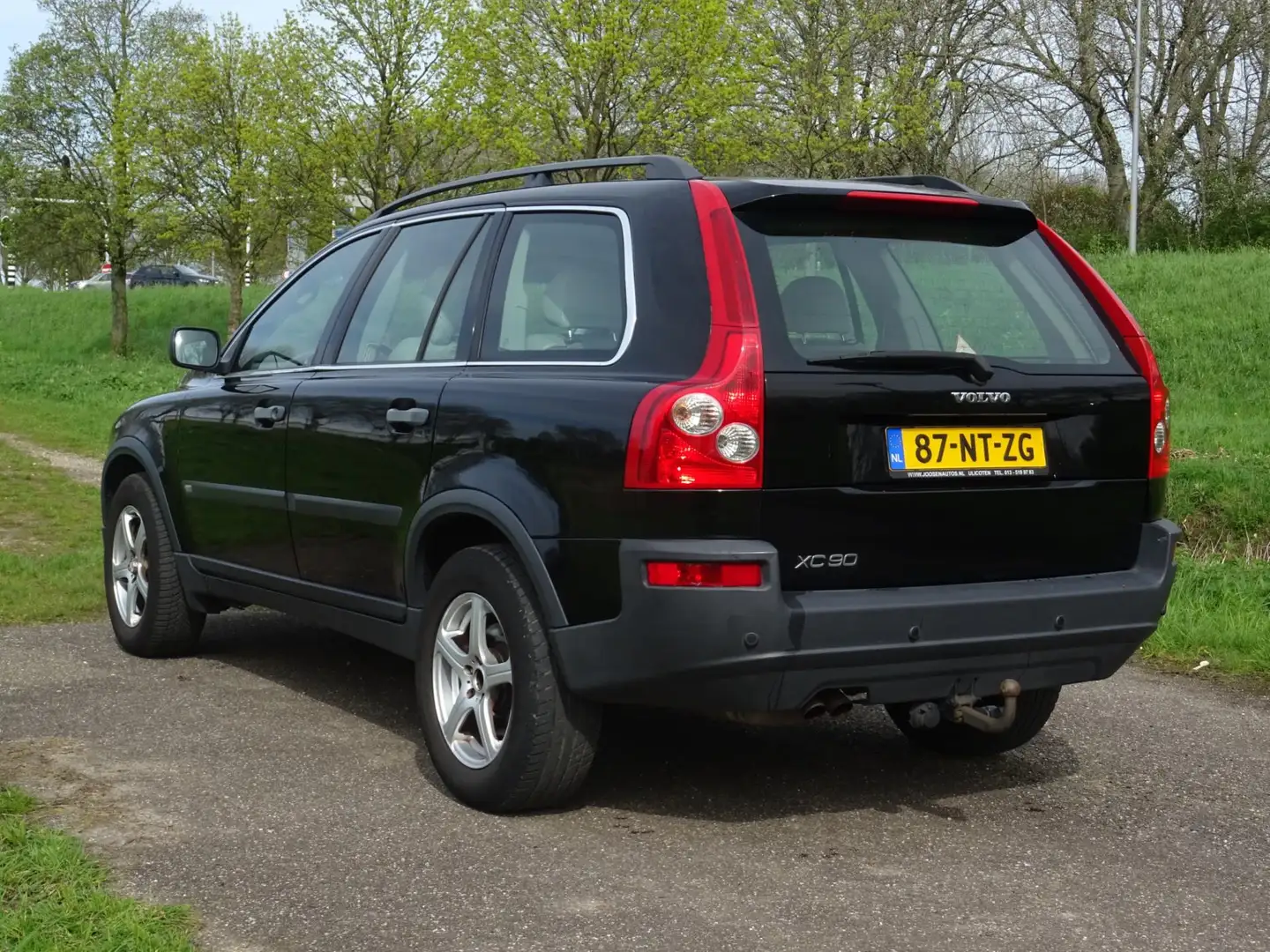 Volvo XC90 2.5 T AUTOMAAT NAP/LEER/MEMORY/CRUISE/PDC/APK crna - 2