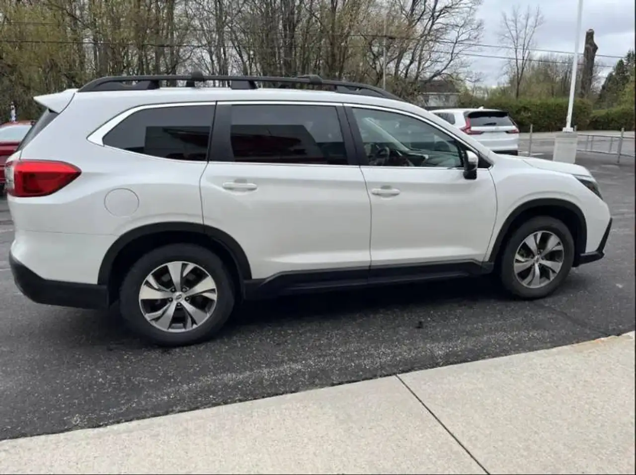 Subaru Ascent photo Subaru Ascent