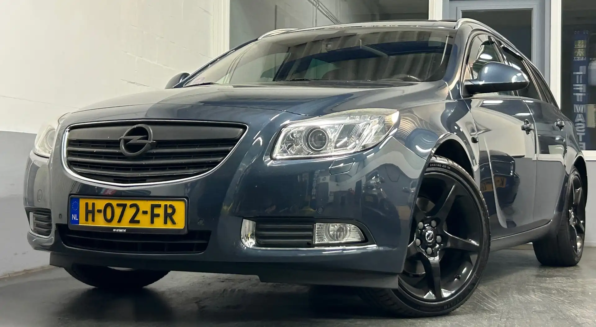 Opel Insignia Sports Tourer 2.0 T Edition 4x4|APK01-26|280PK|Blu Blauw - 1