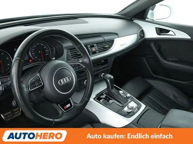 Audi A6 view 11