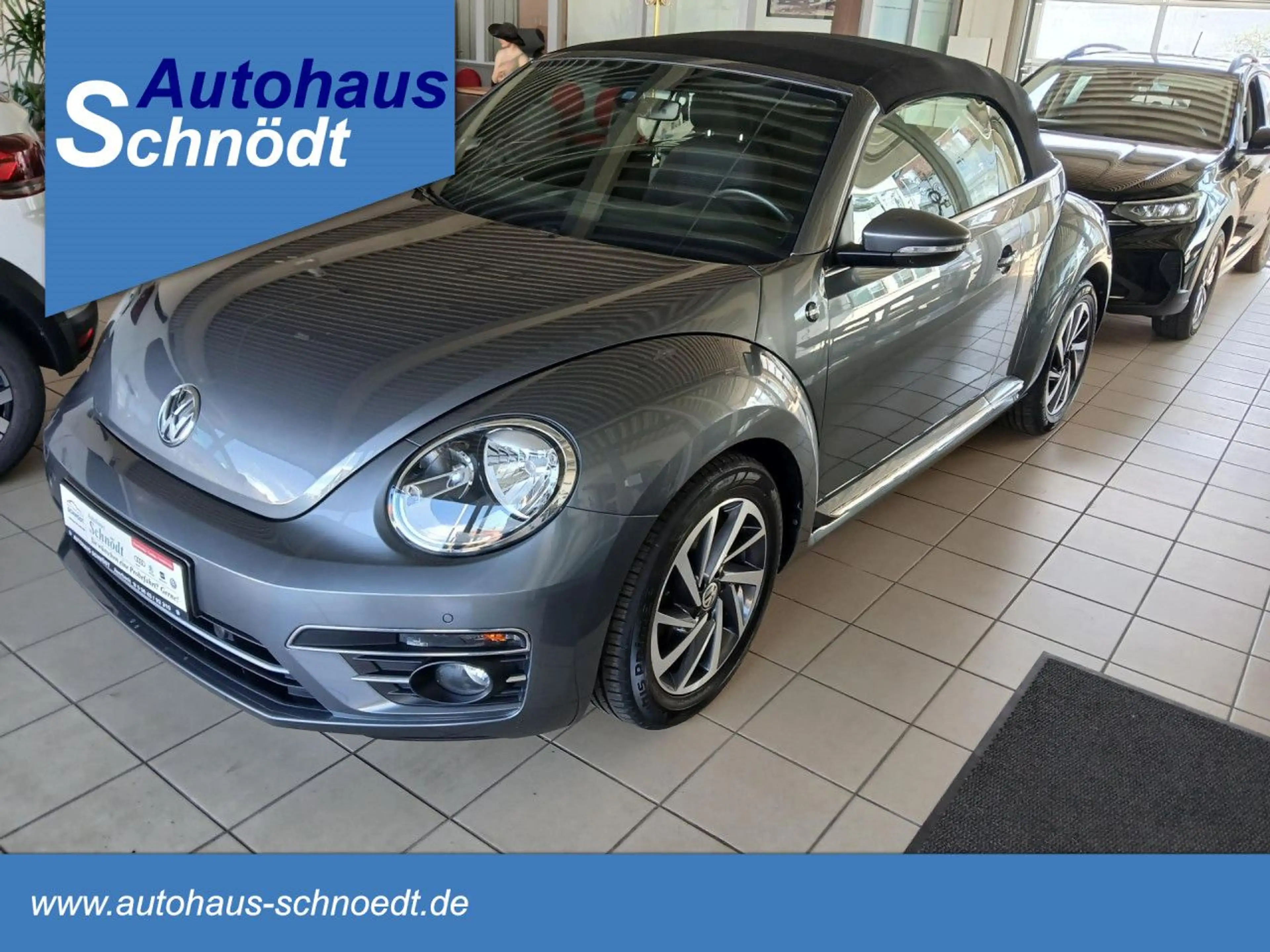 Volkswagen New Beetle The Beetle Cabriolet 1.4 TSI (BlueMotion Tech) Des