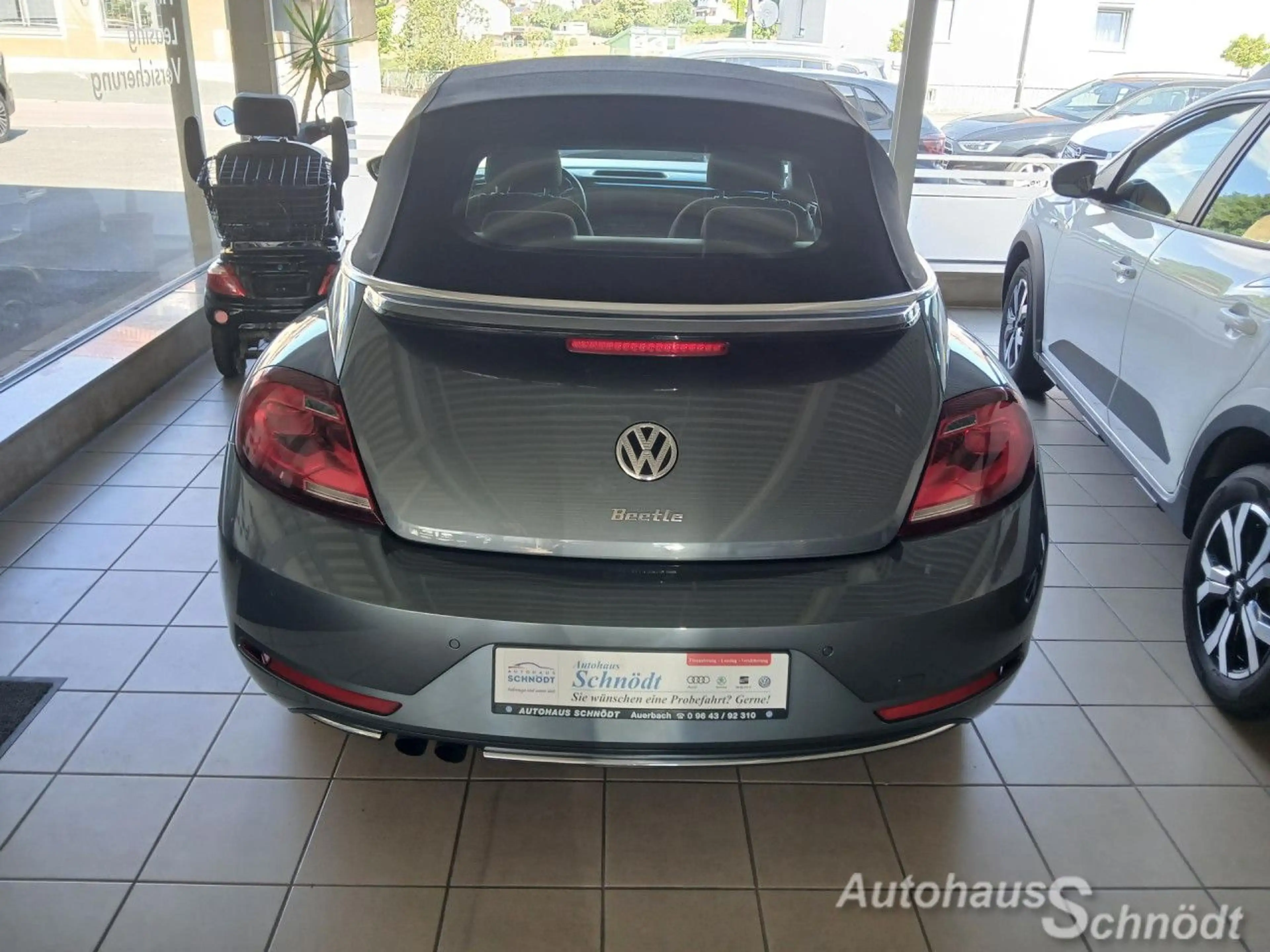 Volkswagen New Beetle The Beetle Cabriolet 1.4 TSI (BlueMotion Tech) Des — photo 5