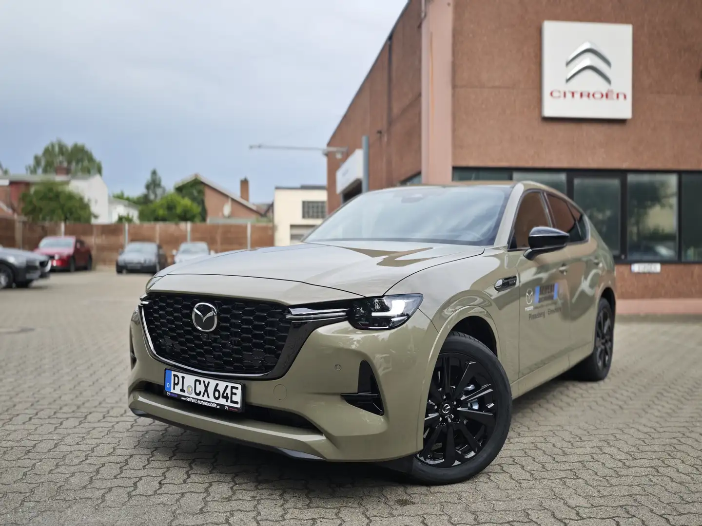 Mazda CX-60 2.5L e-SKYACTIV PHEV 8AT AWD Homura Plus Vert - 1