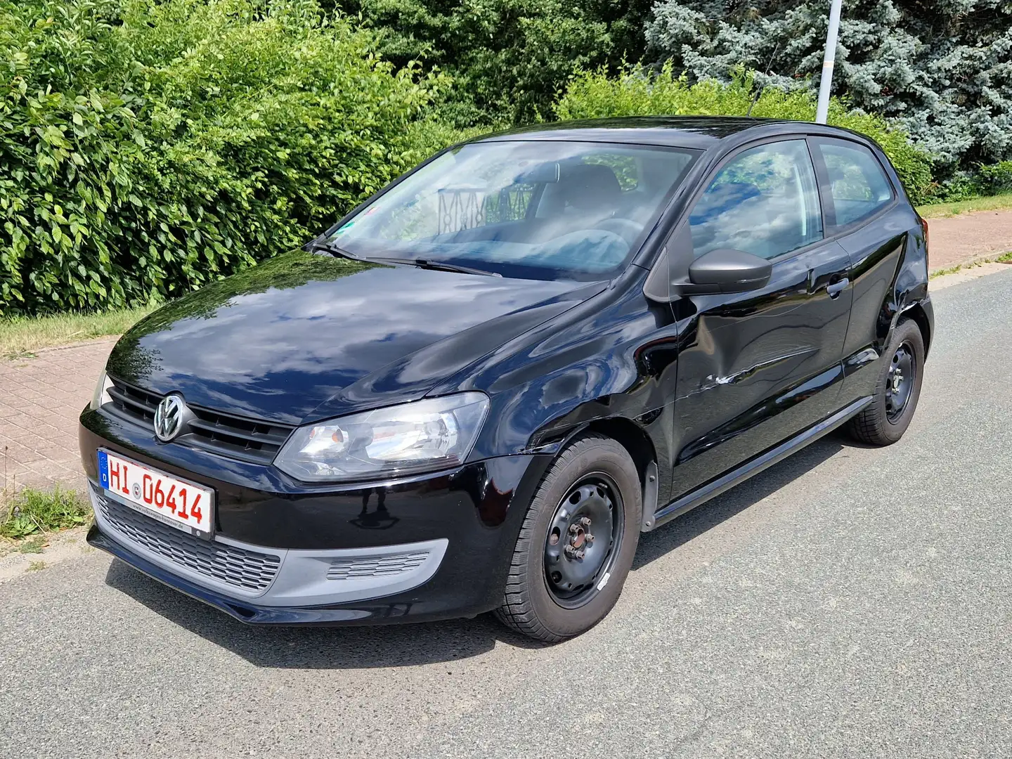 Volkswagen Polo V 1.2 Trendline Schwarz - 1