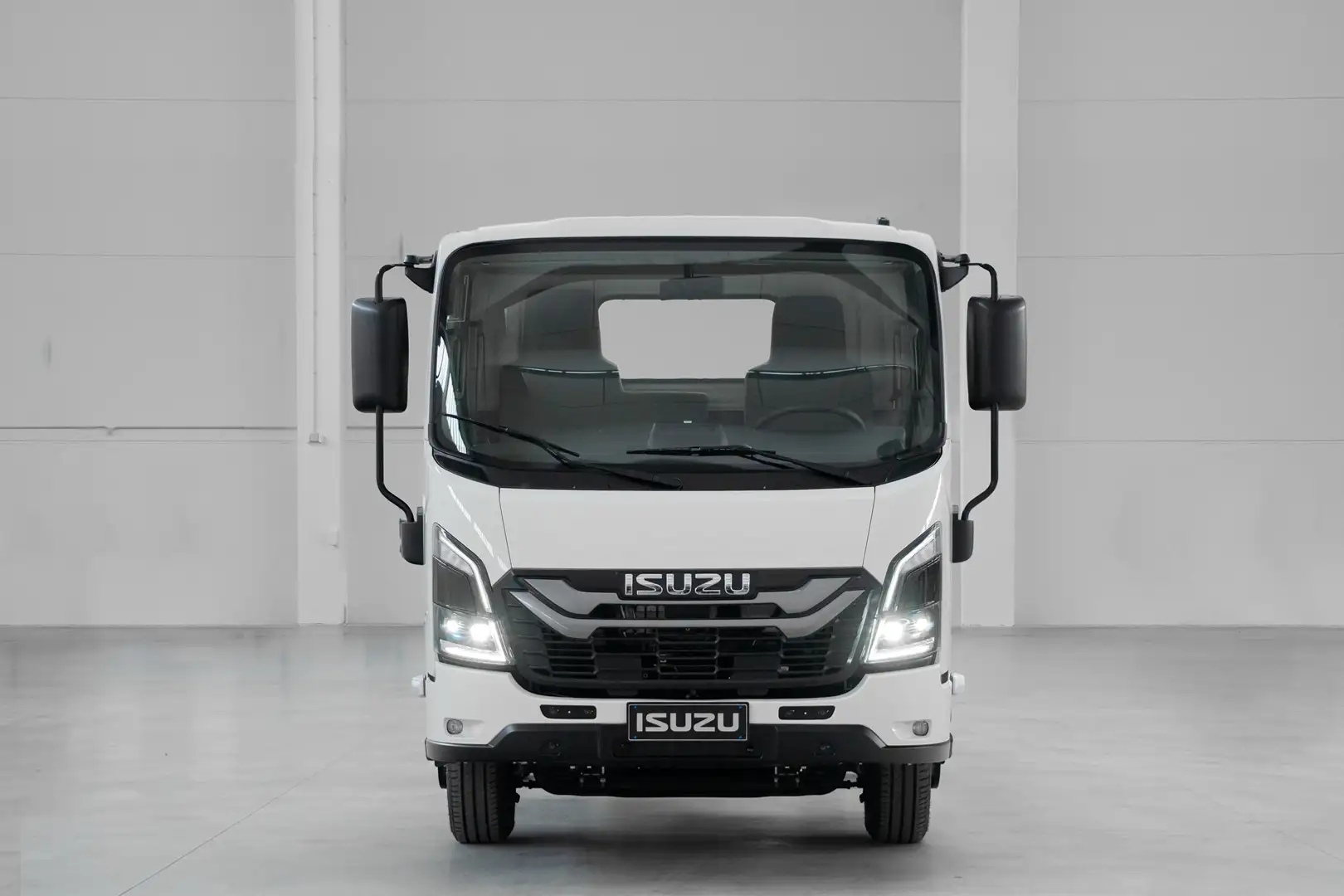 Isuzu M27 F GENERATION 2 EUROVI OBD-E Белый - 2