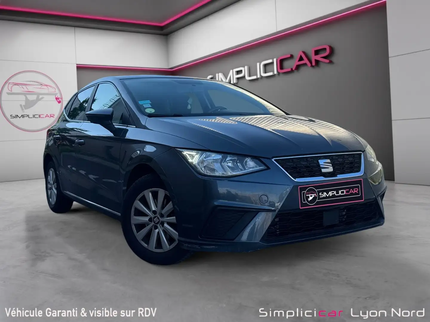 SEAT Ibiza Ibiza 1.6 TDI 95 ch S/S BVM5 Style Gris - 1