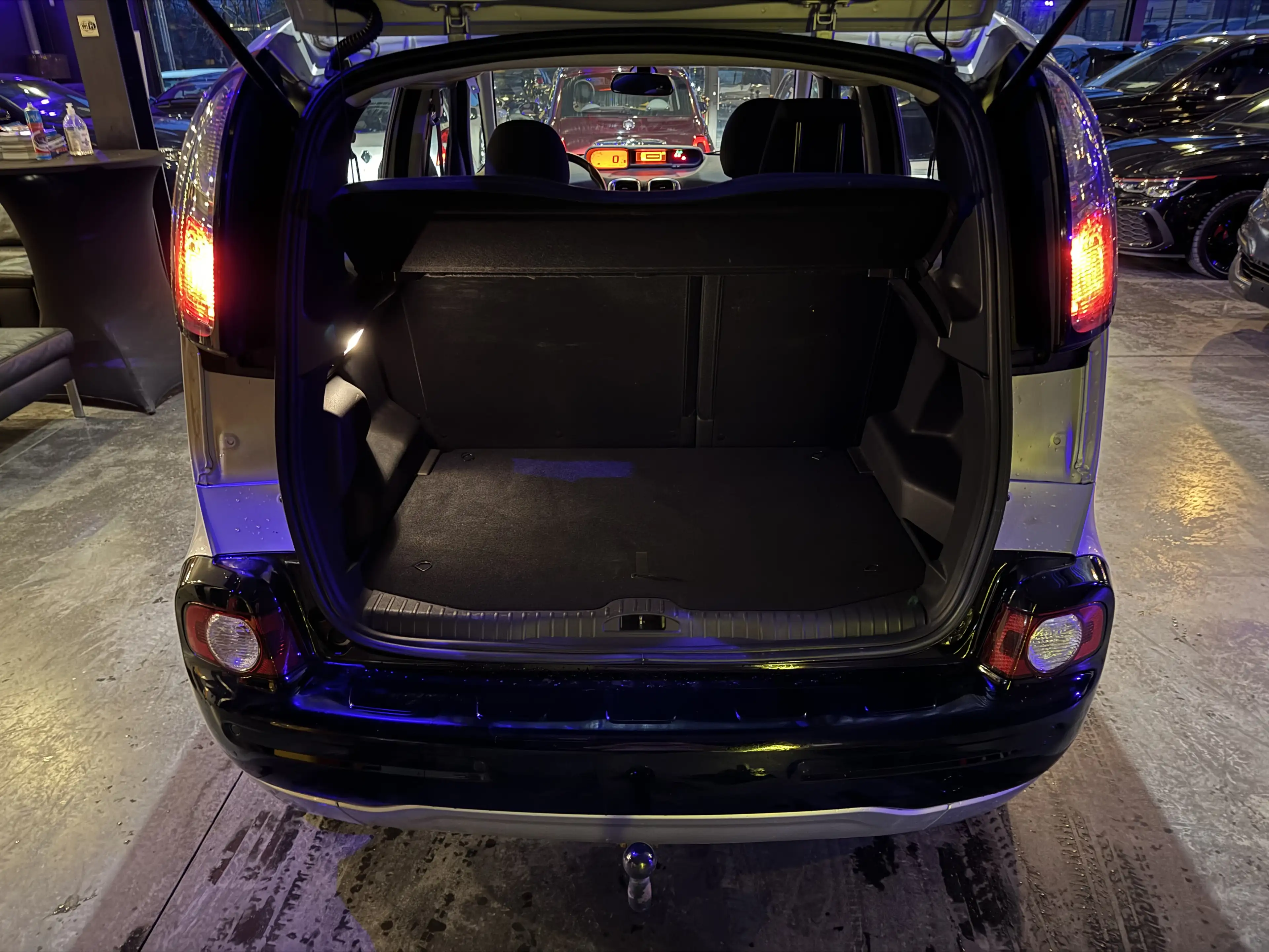 Citroen C3 Picasso 1.2 - 31.955 KM ! A/C - RADIO CD - MANUEL- LIM/REG — photo 8
