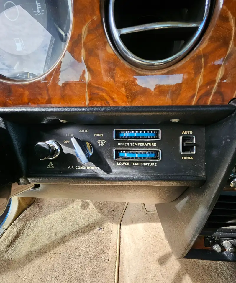 Rolls-Royce Silver Spirit 6.8 LHD, foto 12