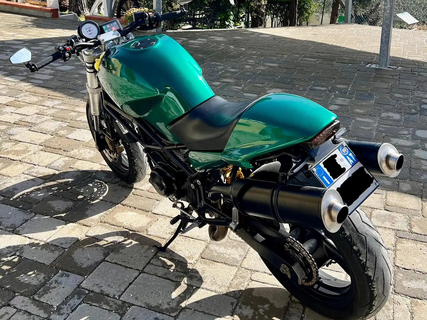 Ducati Monster 750 Vert - 2