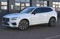 Volvo XC60 B5 D AWD R-Design*LED*STHZ*PANO*H&K*22"*AHK Weiß - thumbnail 1
