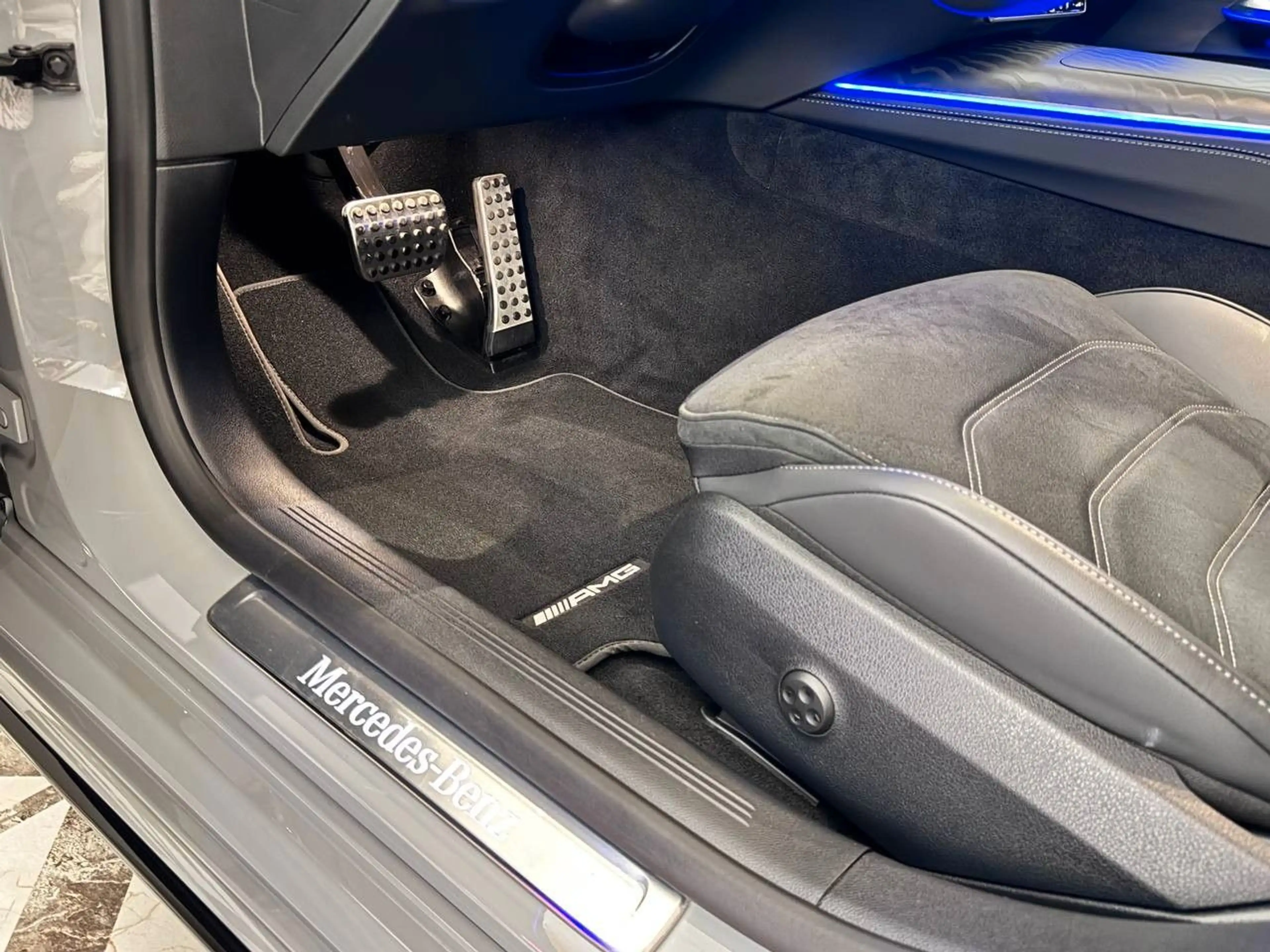 Mercedes-Benz E 450 450d Limo. 4Matic AMG Sonderausstattung Night-P. — photo 10