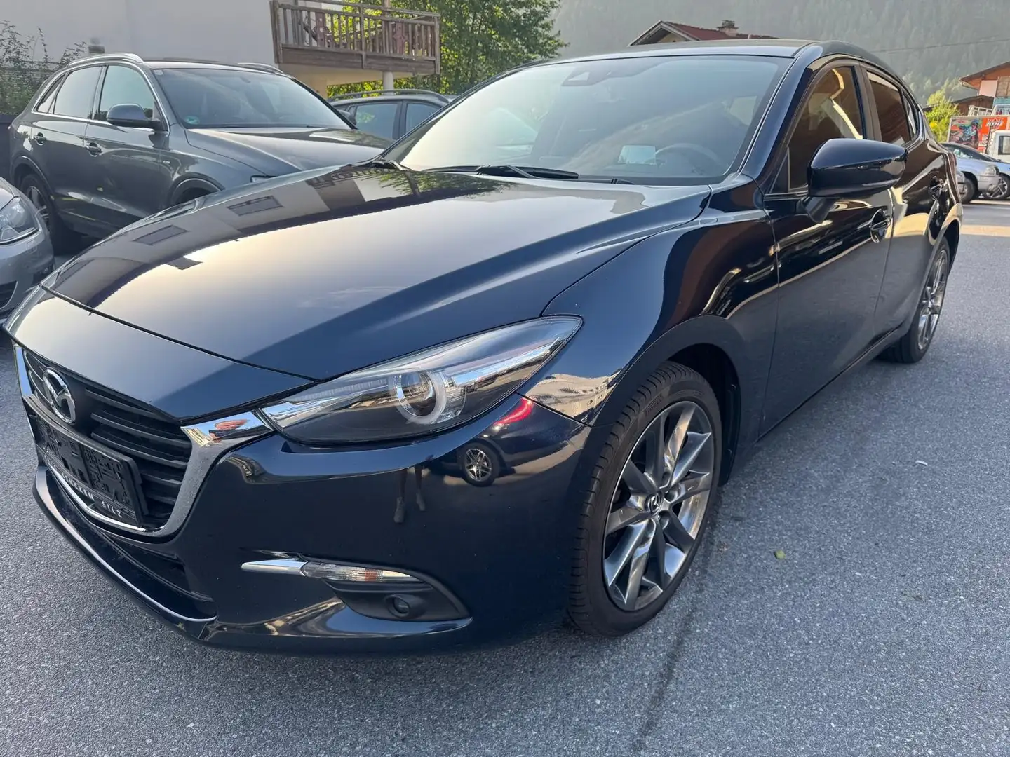Mazda 3 Takumi Blau - 1