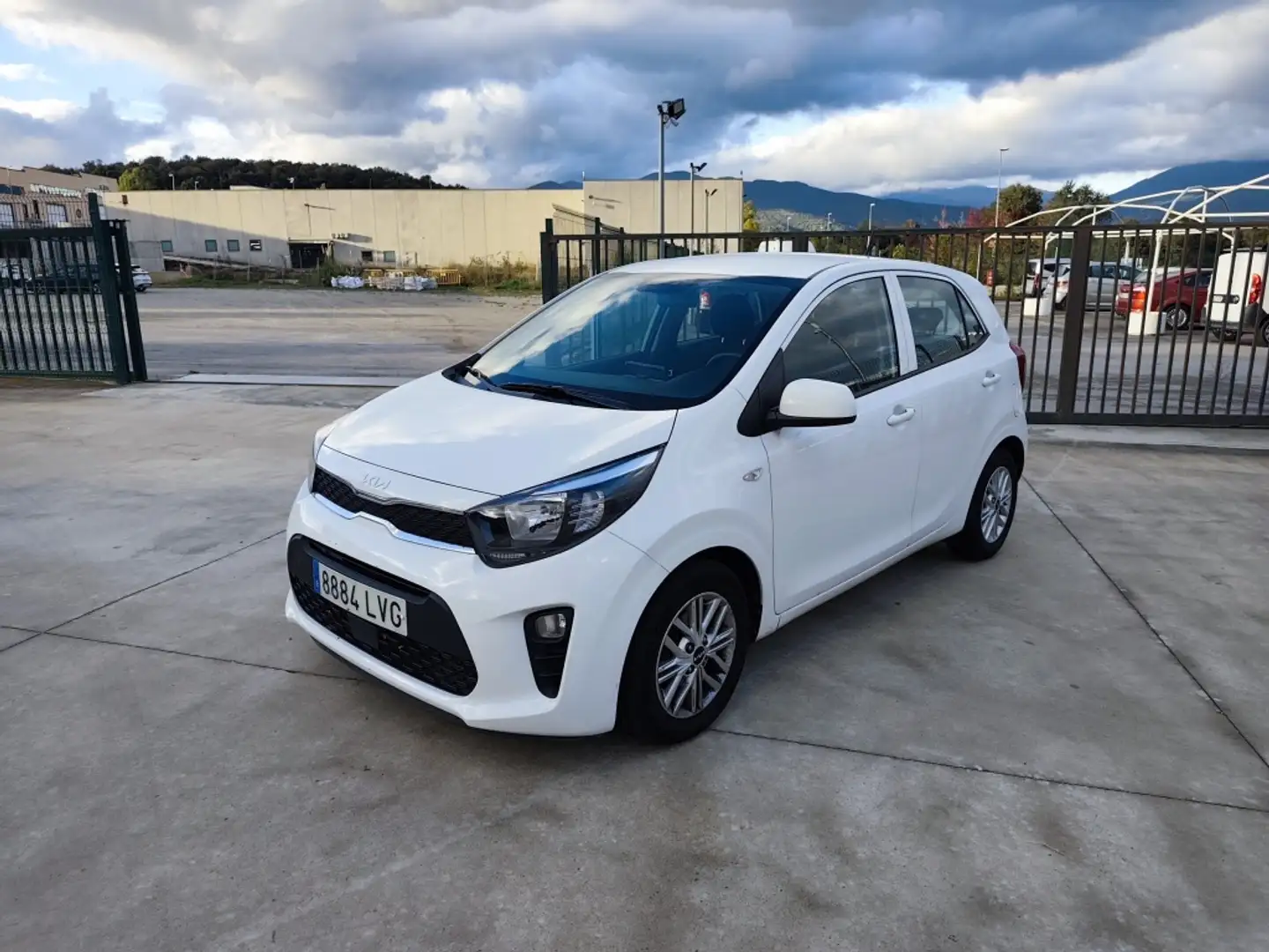 Kia Picanto 1.0 DPi Concept Pack Confort Blanco - 1