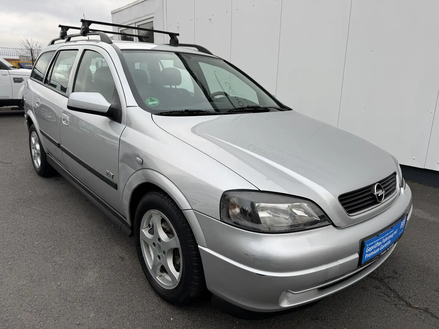 Opel Astra Basis 1.6L +AUTOMATIK+SERVICE+KLIMA+ Silber - 2