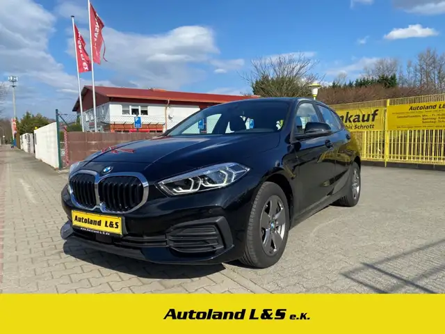 BMW 118 i Advantage,LED,Navi,PDC,SH,Alus,WKR,1.Hand,Lenkra