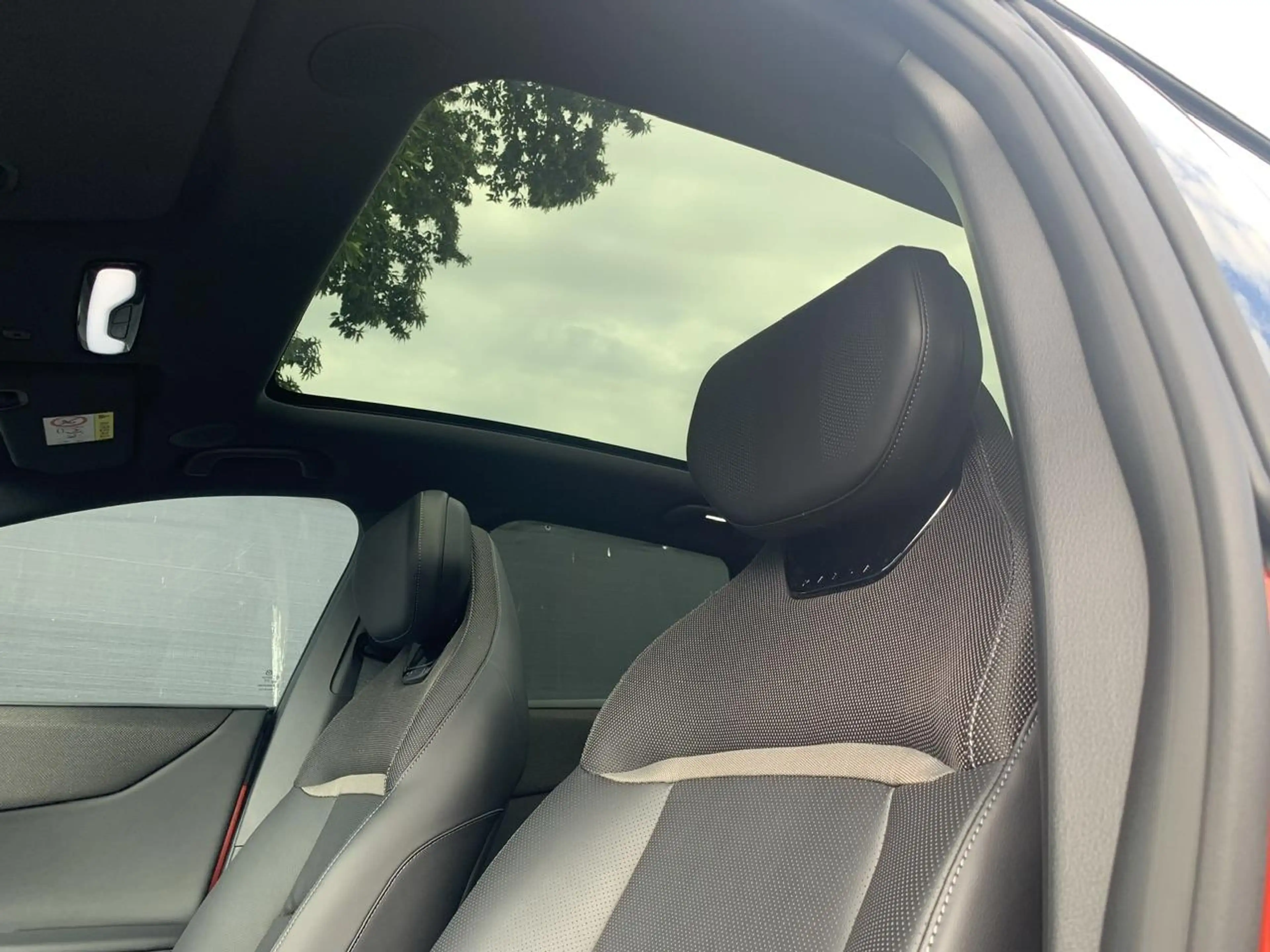 Mazda CX-6e 5WGN EV 78kWh 258 hp Takumi 21'' Sport — photo 13