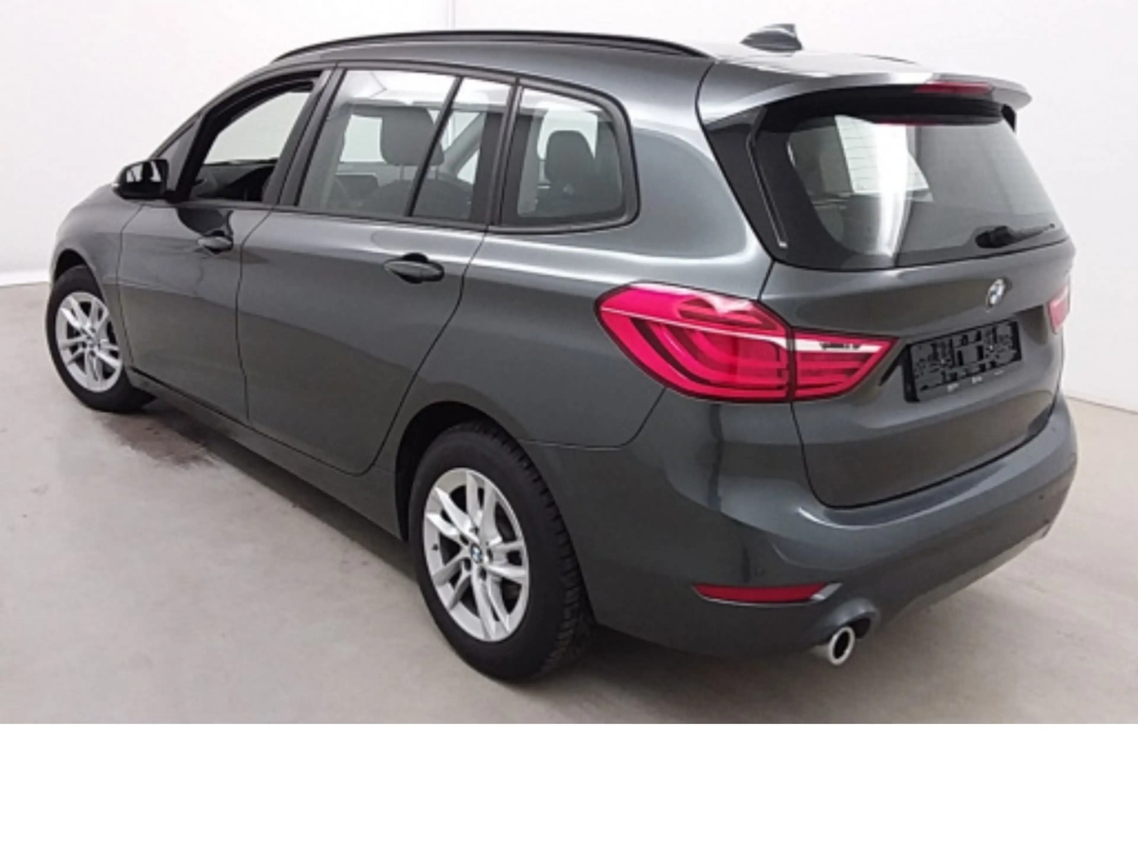 BMW 218 iA 7Sitze PanoSD Navi LED Parkas — photo 3